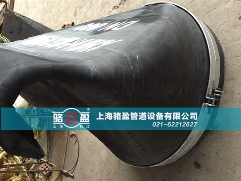 彎嘴法蘭式<a href=http://m.juanhong.cn/ target=_blank class=infotextkey><a href=http://m.juanhong.cn target=_blank class=infotextkey>鴨嘴閥</a></a>結構圖