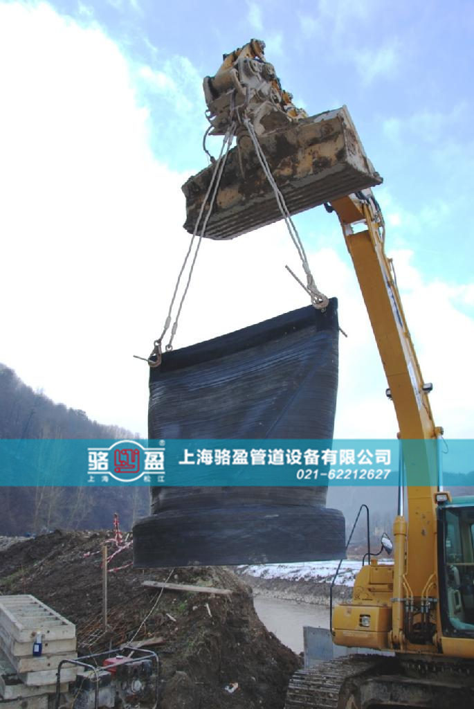 大口徑橡膠法蘭式<a href=http://m.juanhong.cn/ target=_blank class=infotextkey><a href=http://m.juanhong.cn target=_blank class=infotextkey>鴨嘴閥</a></a>安裝圖